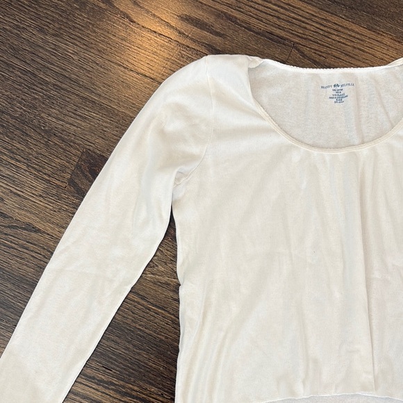 Ribbed Scoop Neck White Long Sleeve Top by Brandy Melville-(OS) - Picture 4 of 5